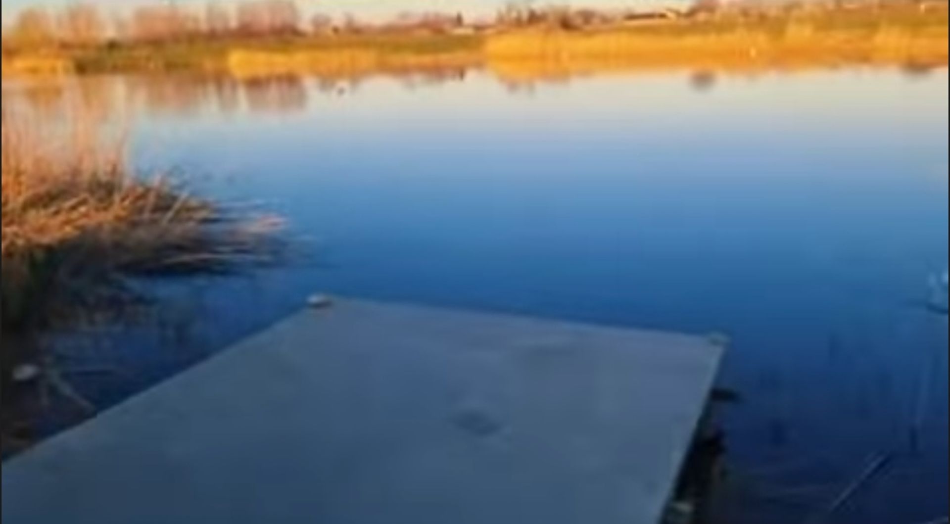 King lake — Poză principală